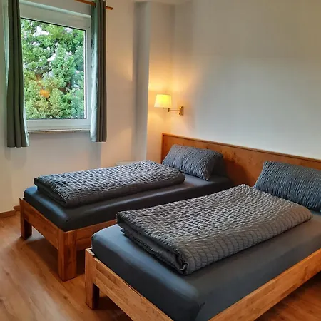 Guest house Monteurwohnung - Handwerkerwohnung Jesse Bad Konig