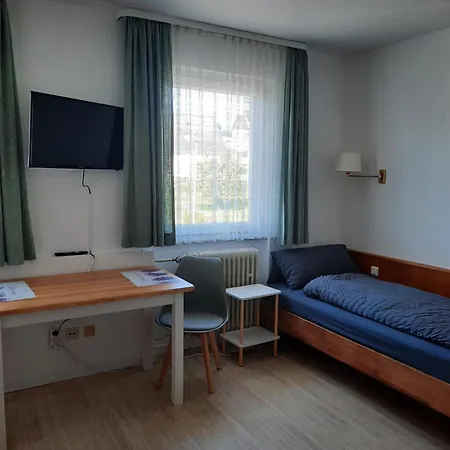 Gasthuis Monteurwohnung - Handwerkerwohnung Jesse 3*