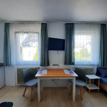 Gasthuis Monteurwohnung - Handwerkerwohnung Jesse Bad König