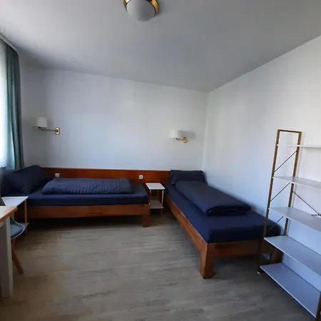 Gasthuis Monteurwohnung - Handwerkerwohnung Jesse Bad König