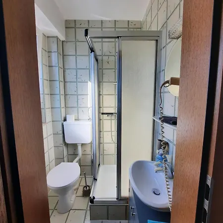 Monteurwohnungen Elena Jesse Bad Koenig, Michelstadt Affittacamere 3*